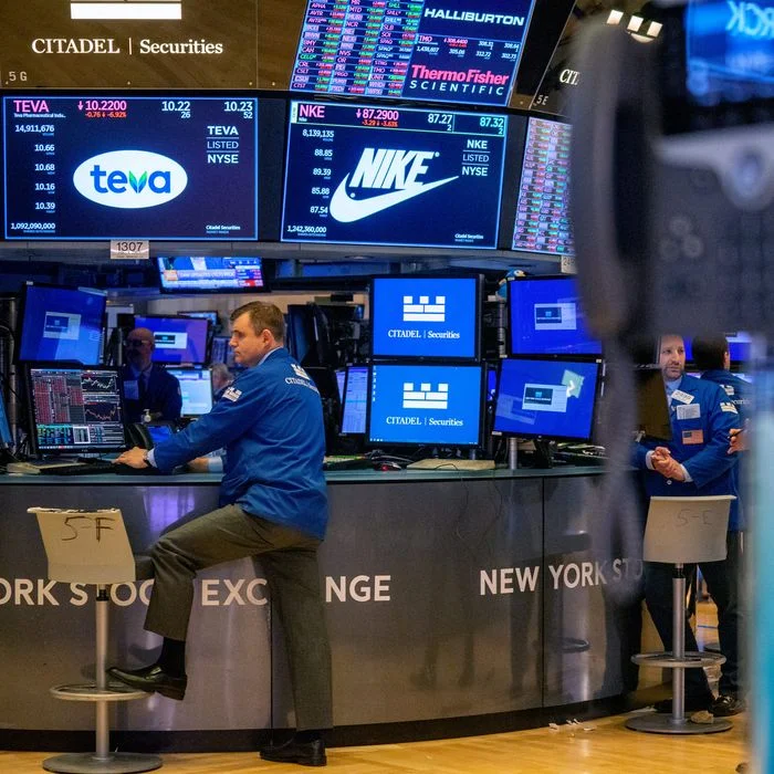 Why CME's Black Friday Outage Was No "Glitch - Twitter Reacts